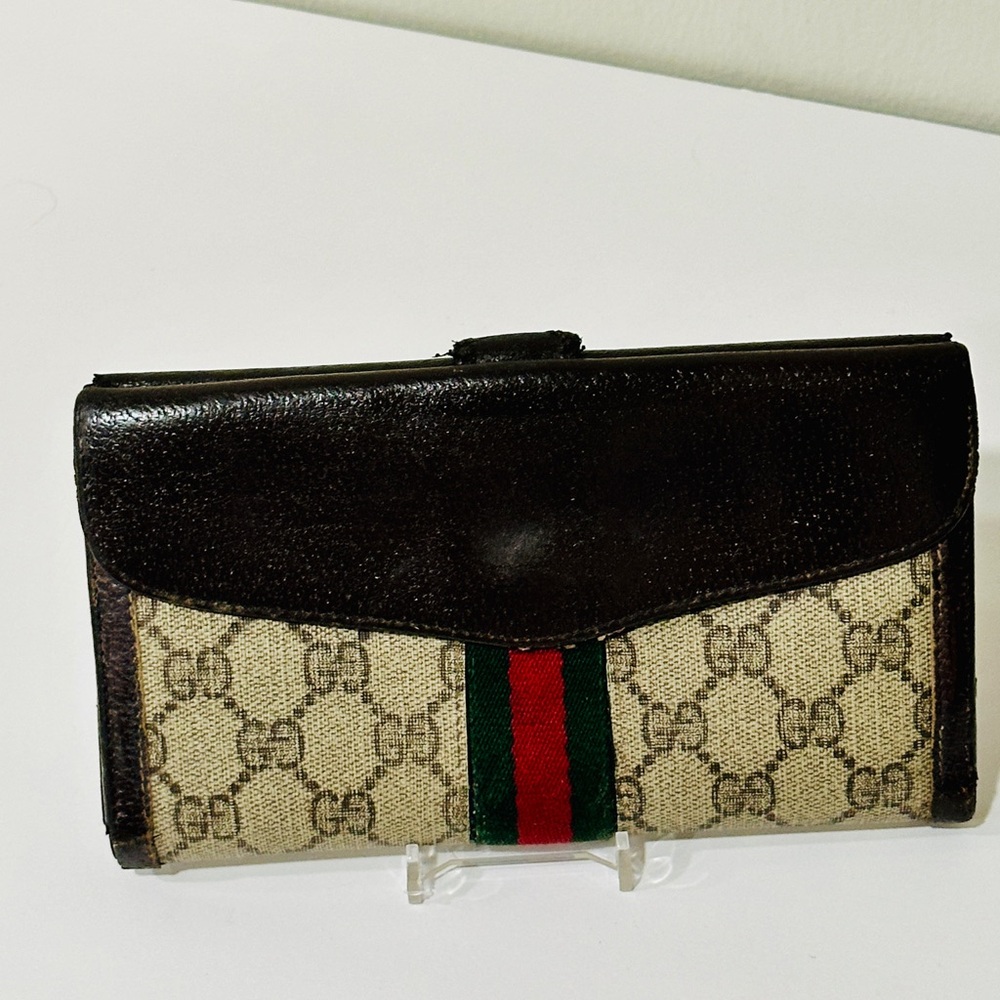 Gucci Beige and Brown Wallet with Red and Green Stripe - Picture 9 of 15